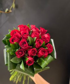 BOUQUET COM 20 ROSAS VERMELHAS