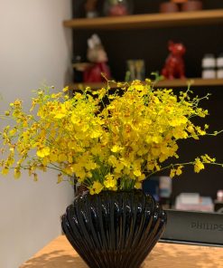 BLACK & GOLD FLOWERS
