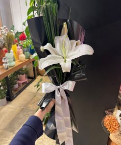 BOUQUET LILY ONE